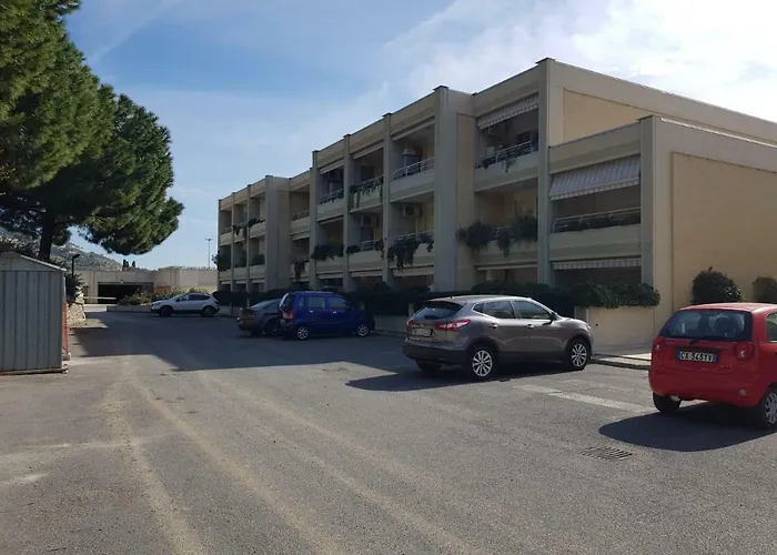 Apartman Silvia Degli Aregai *